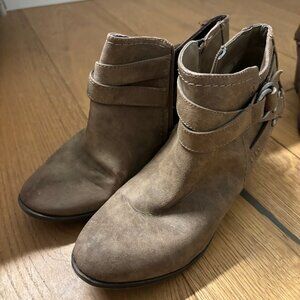Kelly & Katie Booties - Brown - Women's Size 8